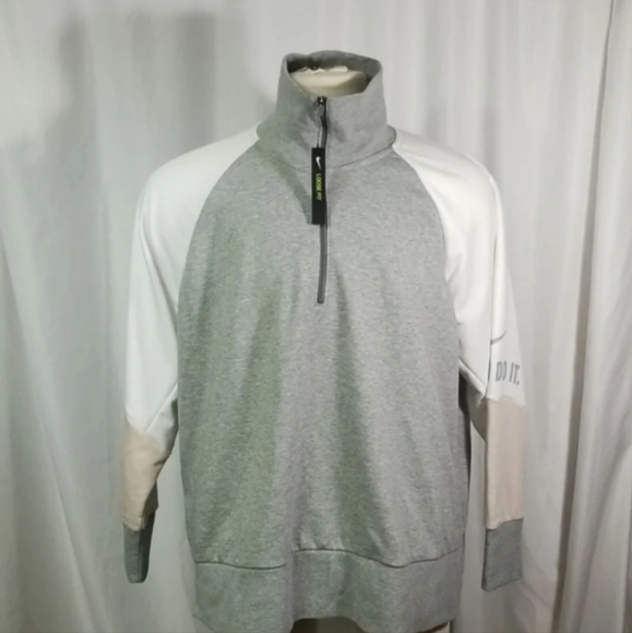 Women's S Nike pullover, color blocked NWOT - Picture 3 of 12